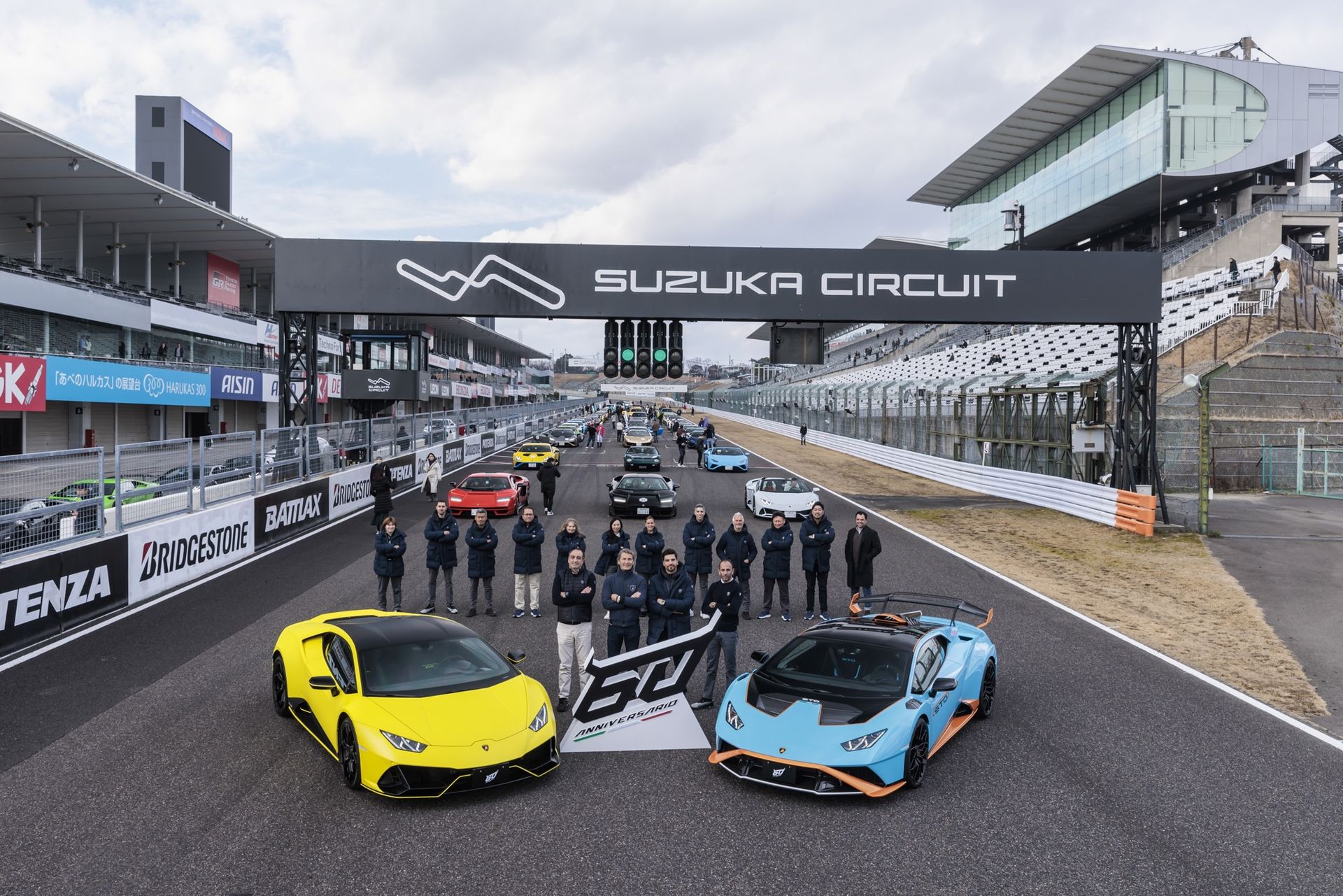The world's largest parade of Lamborghinis in Japan