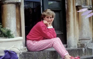 Princess Diana’s 24 Unforgettable Moments in Life