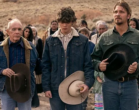 Kayce, Tate and Felix Long at Monica’s memorial in Marshals